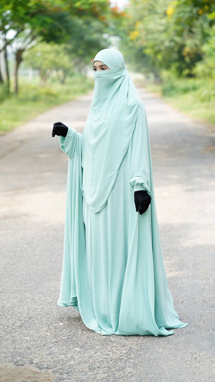 জিলবাব লং হিজাব.